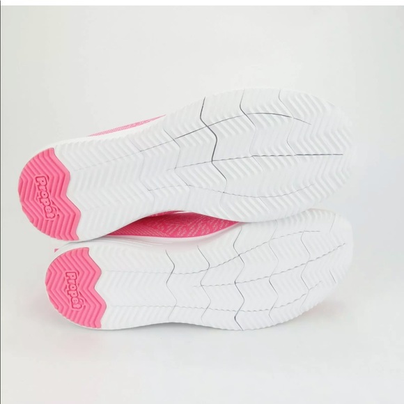 Propet TravelFit Pro Knit Comfort Sneakers 6 Wide - Picture 6 of 6